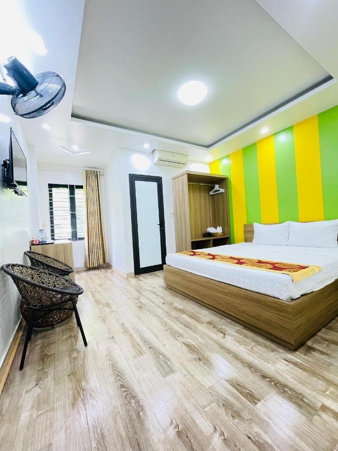 Hung Vuong Hotel Ха Лонг Екстериор снимка