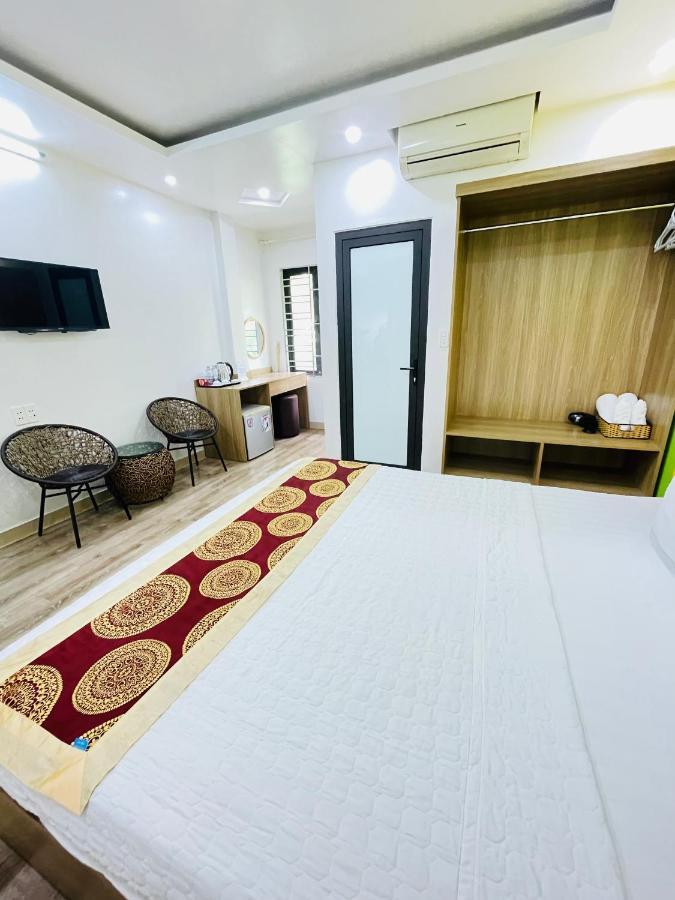 Hung Vuong Hotel Ха Лонг Екстериор снимка